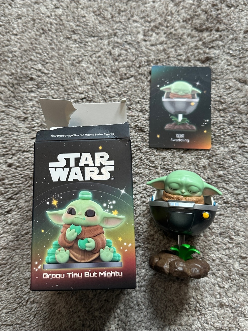 Star Wars Grogu Tiny But Mighty Figure - Swaddling